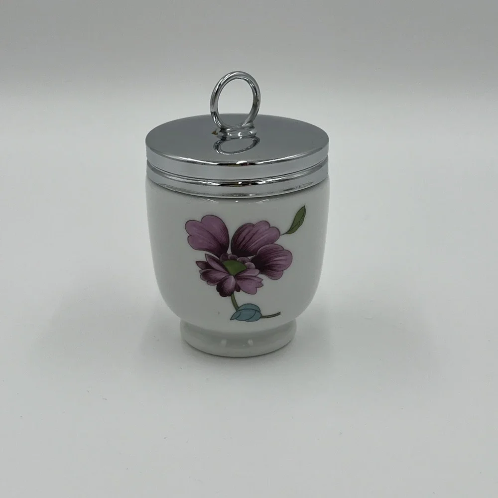 Vintage Royal‎ Worcester porcelain egg coddler-England Floral Dinning